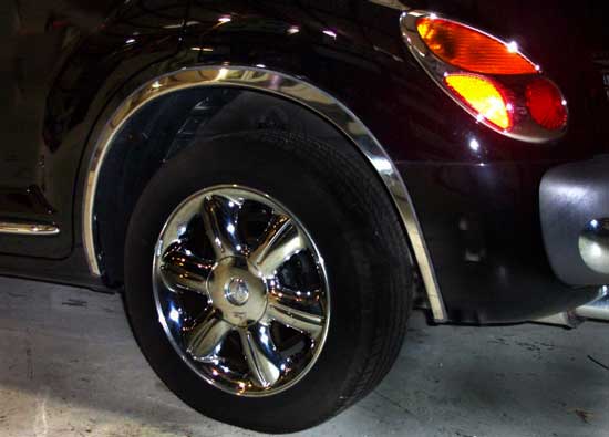 Polished stainless steel wheel arch trim